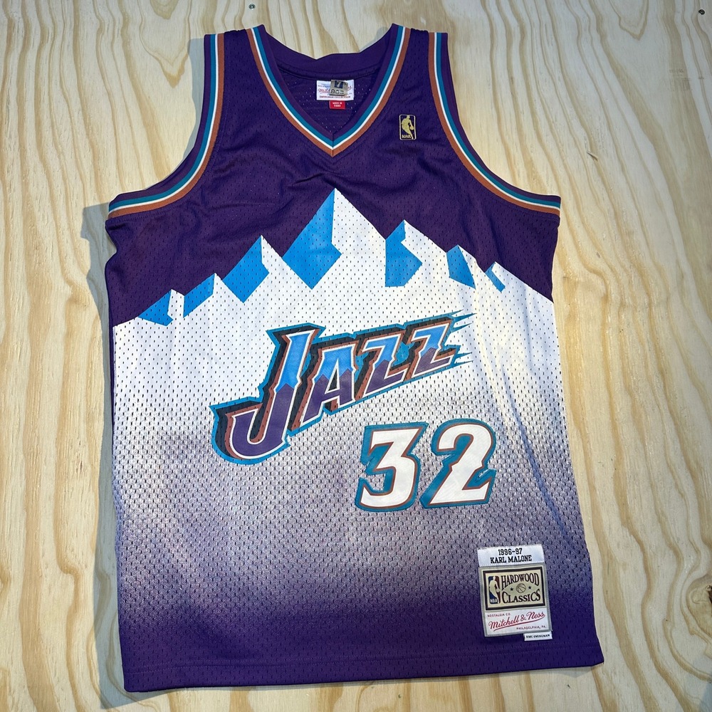 Mitchell & Ness Karl Malone Utah Jazz 1996-97 HWC Swingman Jersey Purple Size L